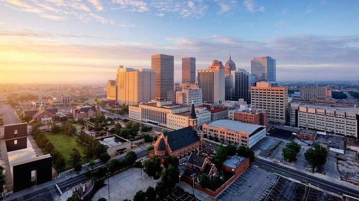 Thành phố Oklahoma là thành phố lớn nhất của tiểu bang