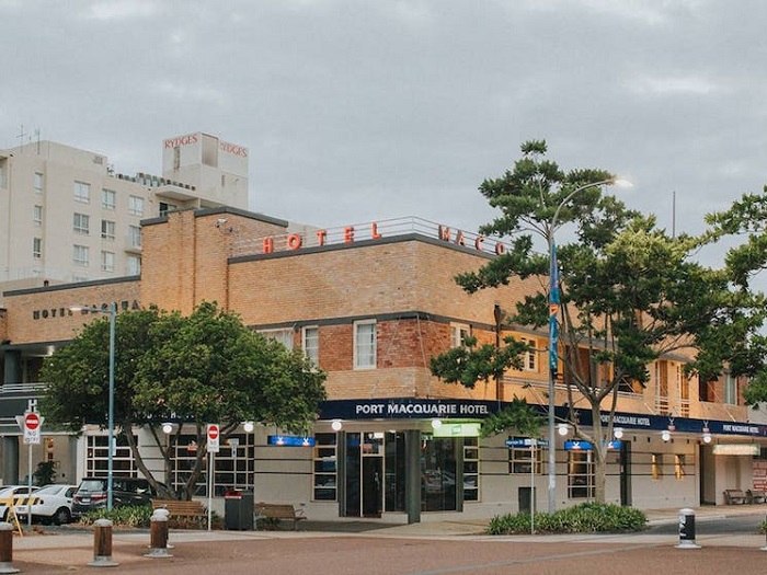 Port Macquarie Hotel là điểm lưu trú quen thuộc của du khách