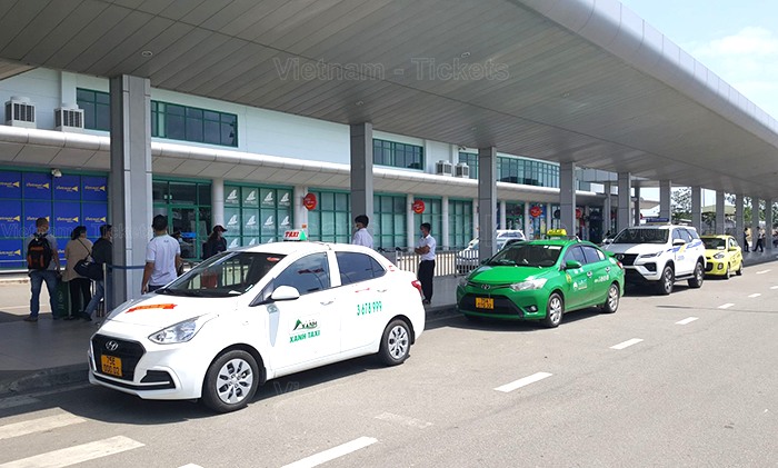 Các hãng xe taxi đang hoạt động đưa/đón khách tại sân bay Phú Bài - Huế | Vé máy bay Sài Gòn Huế