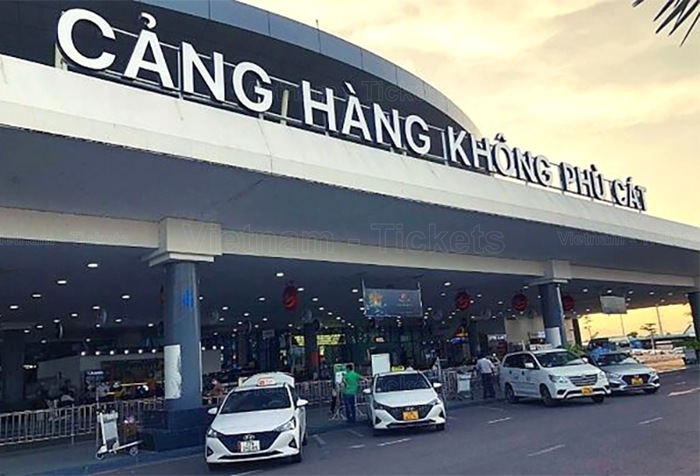 Điểm đón xe taxi, xe đưa đón tại sân bay Phù Cát | Vé máy bay Sài Gòn Quy Nhơn