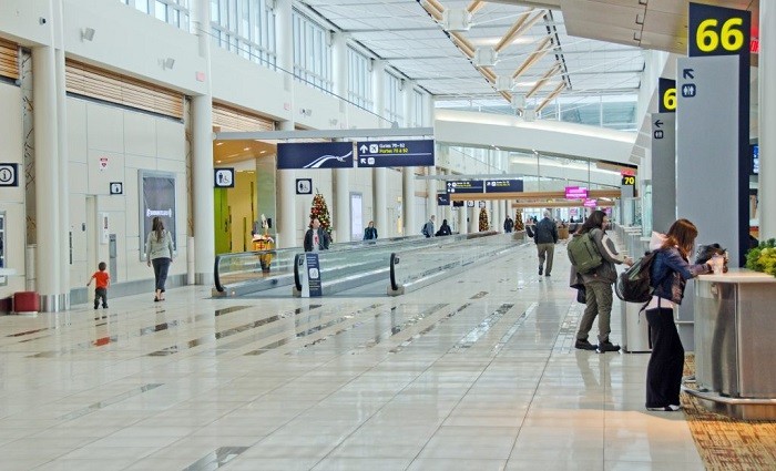 Sân bay quốc tế Edmonton (YEG)