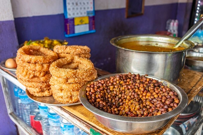 Món Sel Roti bánh rán ấn tượng tại Nepal