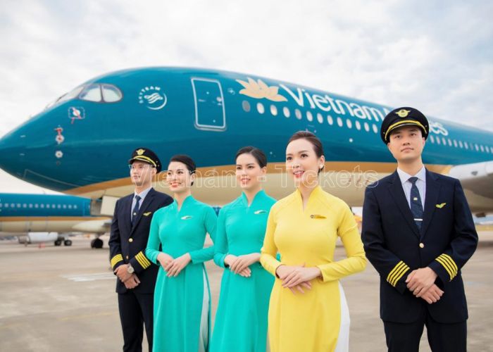 Vietnam Airlines là hãng hàng không quốc gia Việt Nam đầu tiên